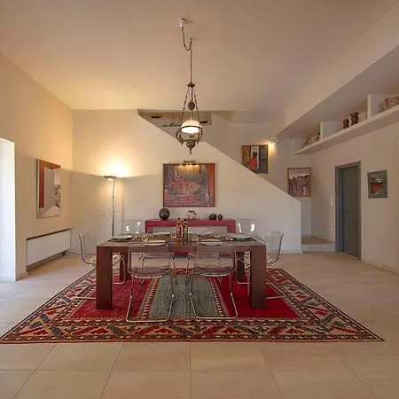 Sealicious Crystal Retreat - The Ultimate Getaway Villa *