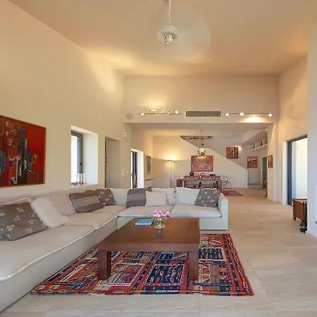 Villa Sealicious Crystal Retreat - The Ultimate Getaway