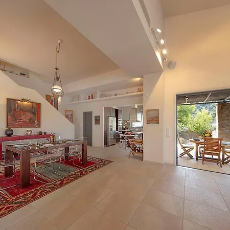 Sealicious Crystal Retreat - The Ultimate Getaway Villa Pefkali